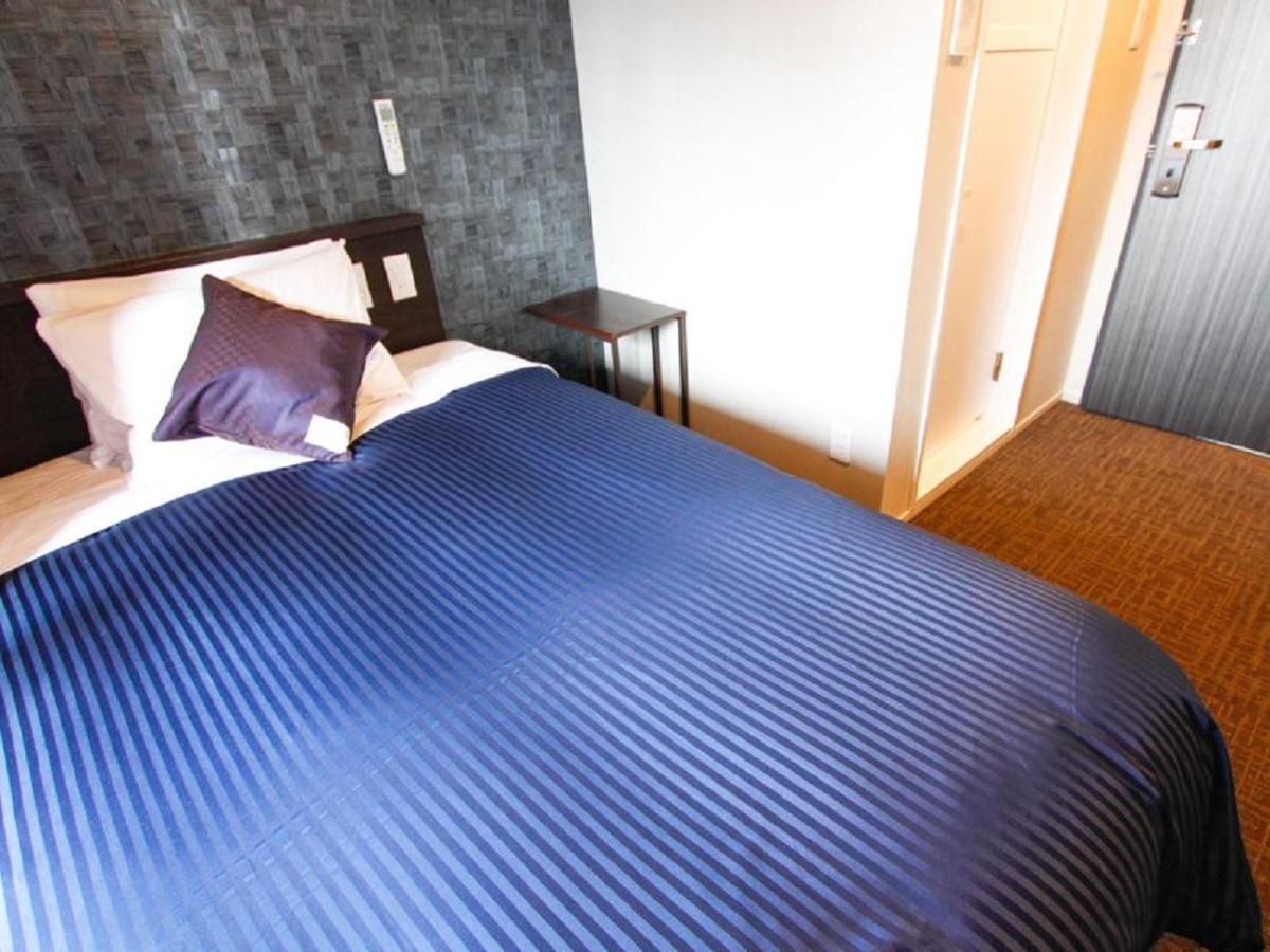 Hotel Livemax Osaka Honmachi מראה חיצוני תמונה