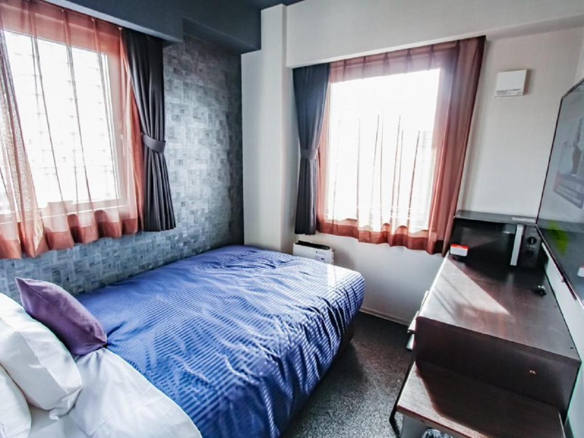 Hotel Livemax Osaka Honmachi מראה חיצוני תמונה